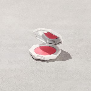 Cheeks Out Freestyle Cream Blush ?? Pinky Promise