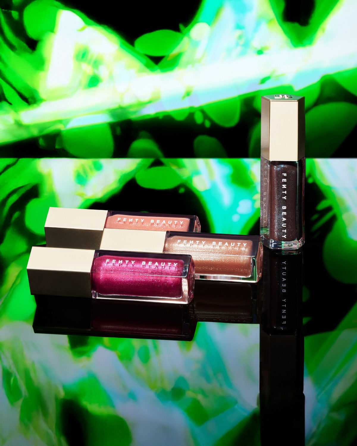 Gloss Bomb Universal Lip Luminizer: Arcane Collection ?? Risky Rulin - Image 8