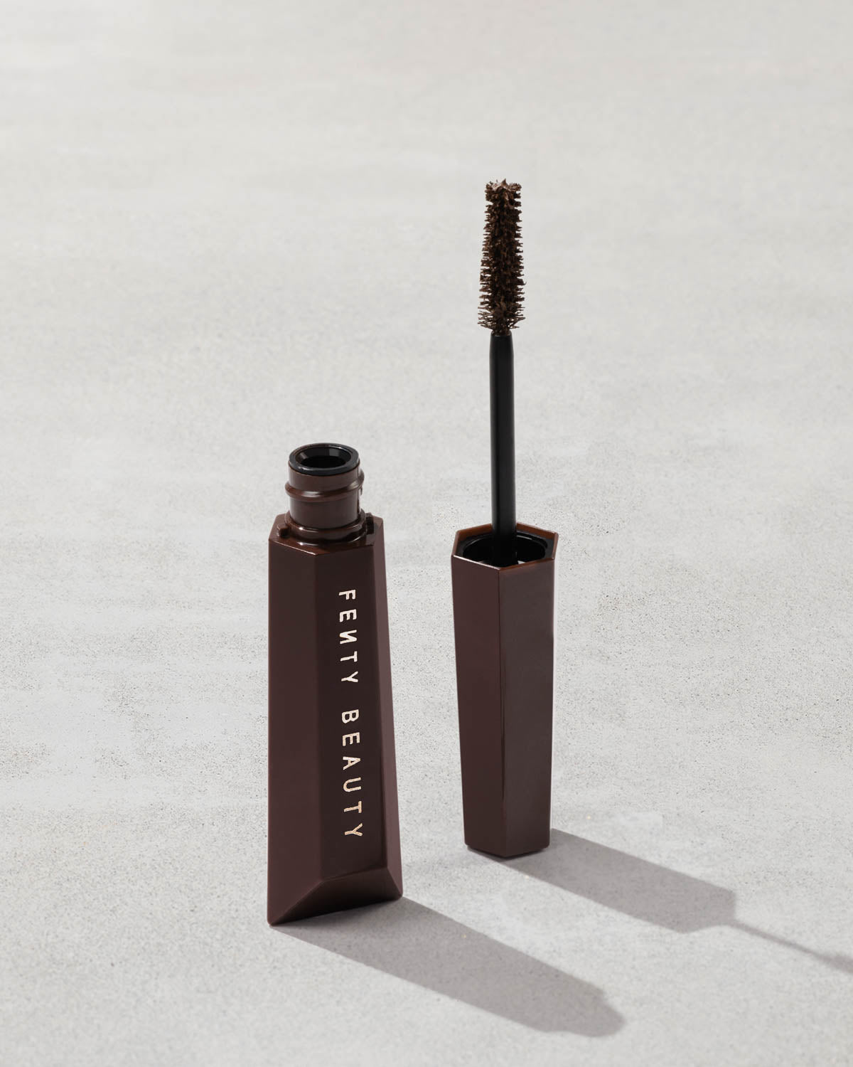 Hella Thicc Volumizing Mascara ?? Let'z Be Blunt