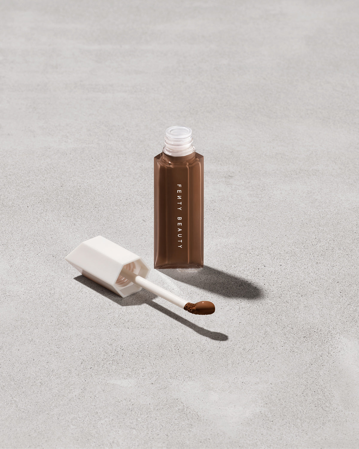 We're Even Hydrating Longwear Concealer ?? 485C