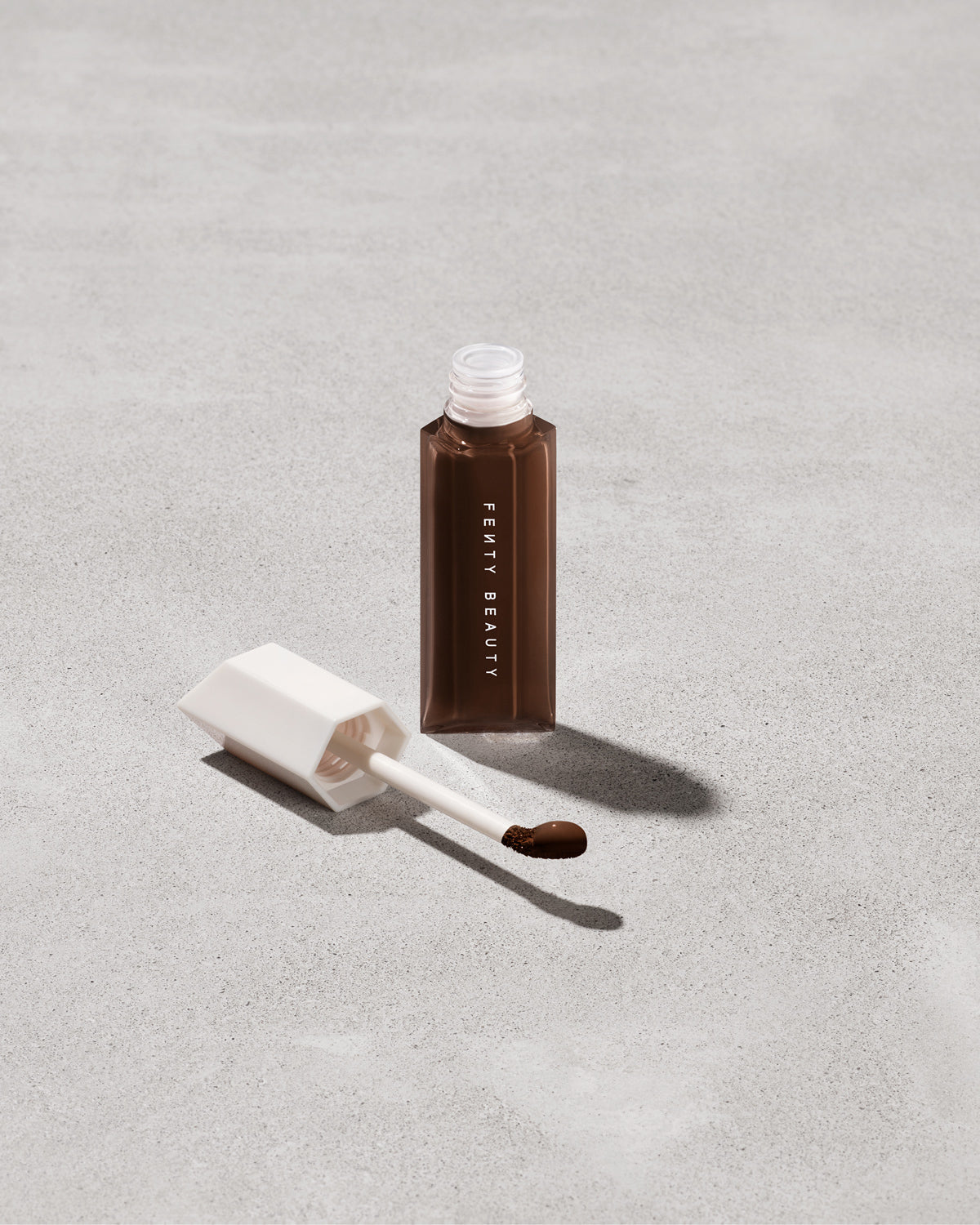 We're Even Hydrating Longwear Concealer ?? 495C