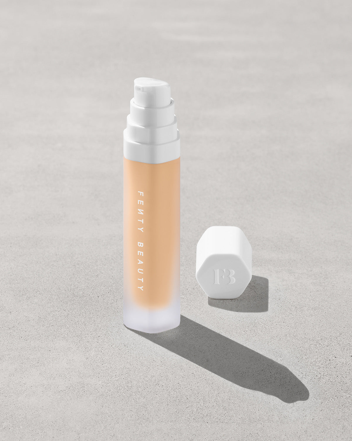 Soft'lit Naturally Luminous Longwear Foundation ?? 190